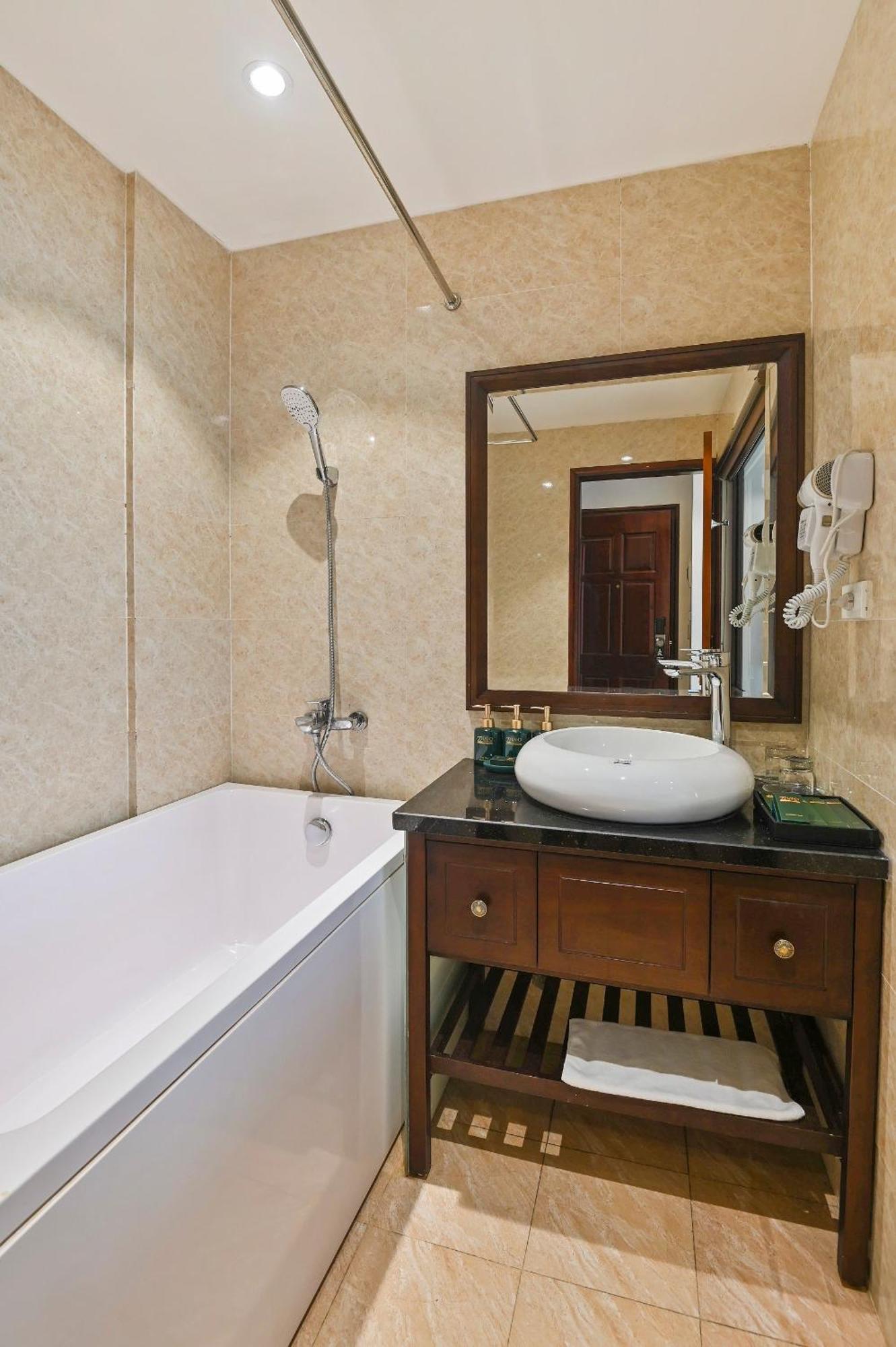 Sunny 22Land Residence Hotel 2 Hanoi Dış mekan fotoğraf